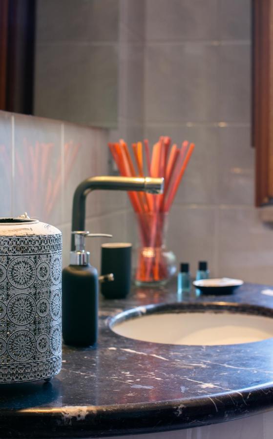B&B La Roverella เปียซซา อาร์เมรีนา ภายนอก รูปภาพ